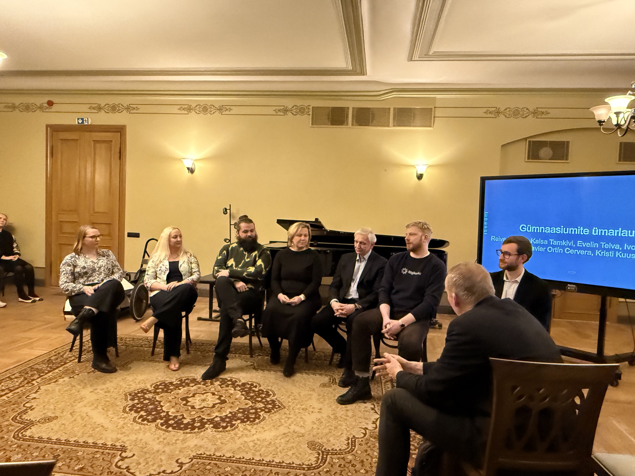 Roundtable